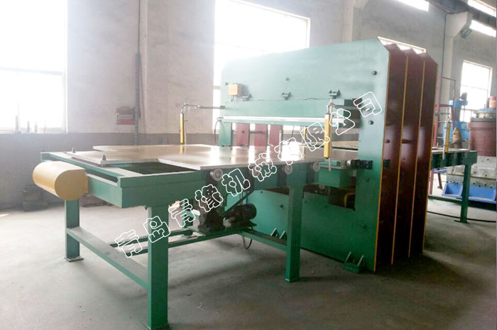 自動(dòng)推拉摸硫化機(jī)